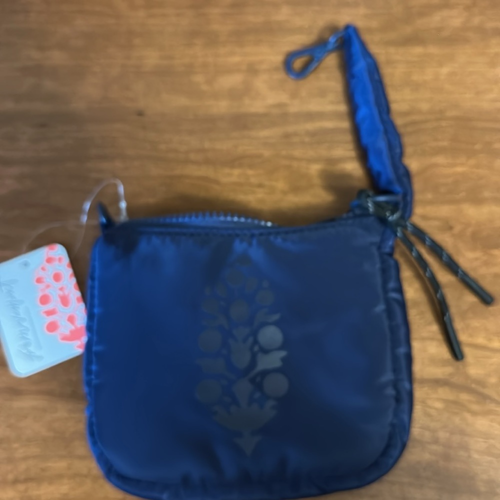 Free People Movement Navy Micro Buti Pouch NWT - Picture 13 of 13